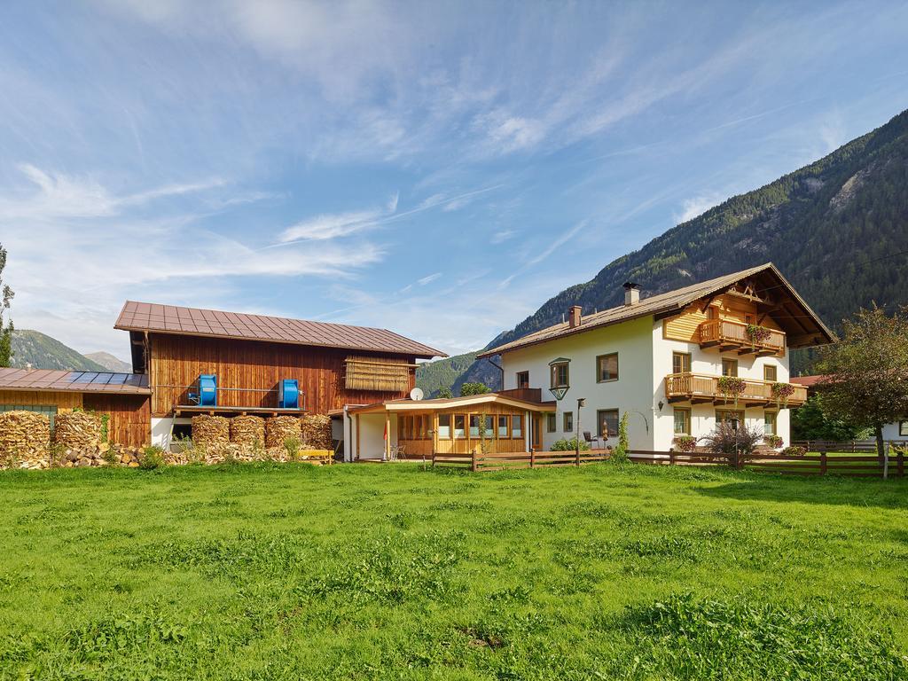 Apartamento Am Sonnhof Längenfeld Habitación foto