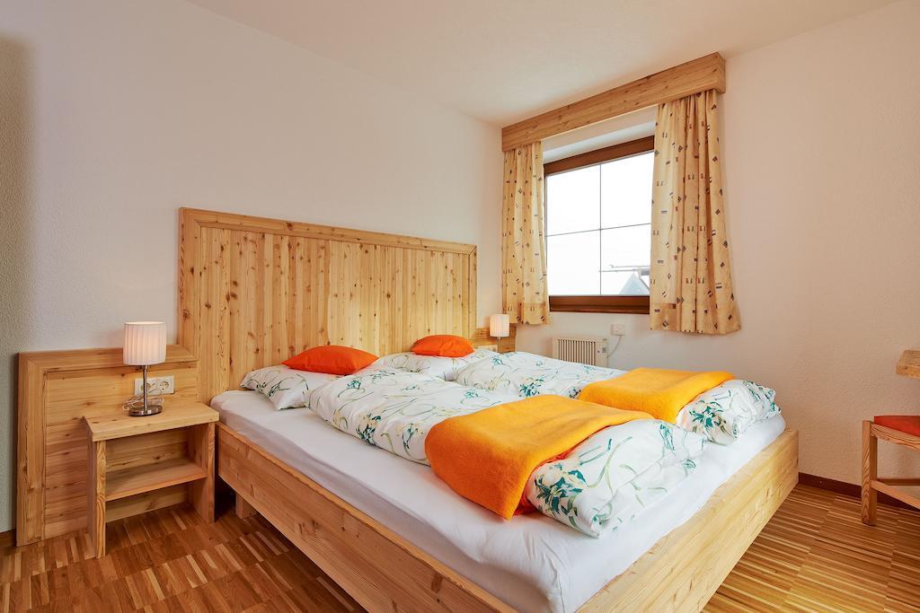 Apartamento Am Sonnhof Längenfeld Habitación foto