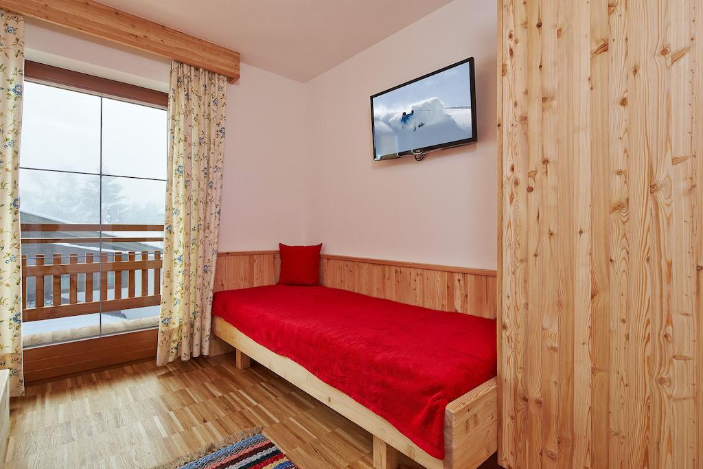 Apartamento Am Sonnhof Längenfeld Habitación foto