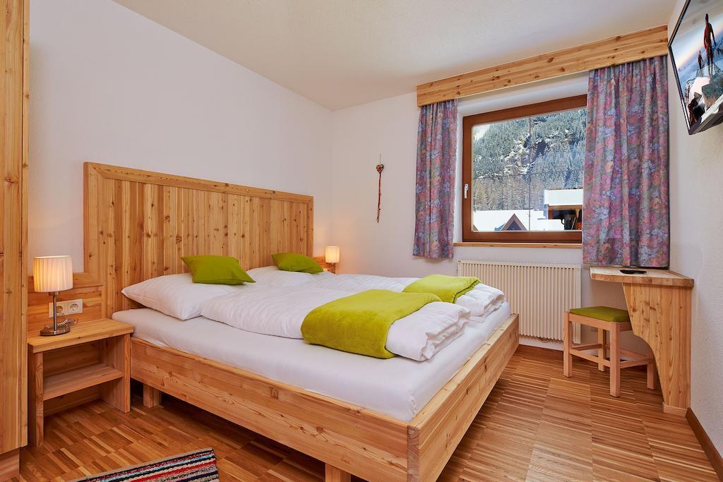 Apartamento Am Sonnhof Längenfeld Habitación foto